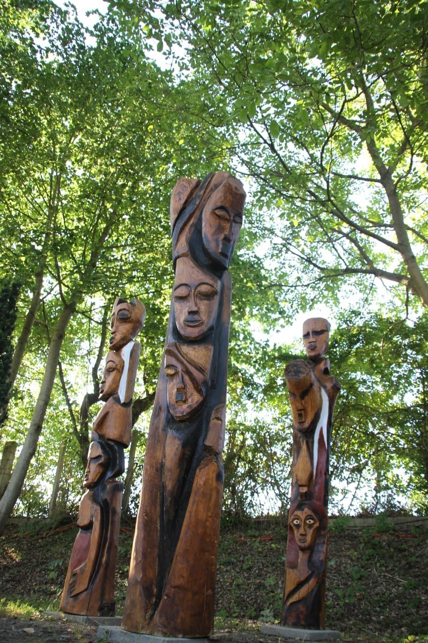 Totems with faces — Vincenzo Follykoué